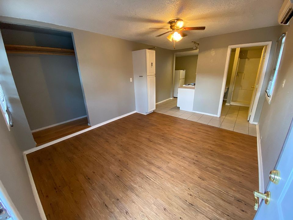 1st image of 2703 21st St #A