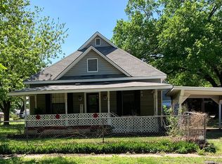 408 3rd St, Morrison, OK 73061