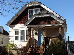 4715 N 39th St, Milwaukee, WI 53209