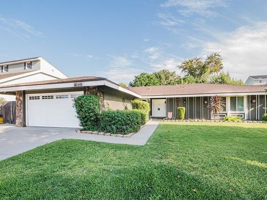 1069 Elmhurst St, Corona, CA 92880