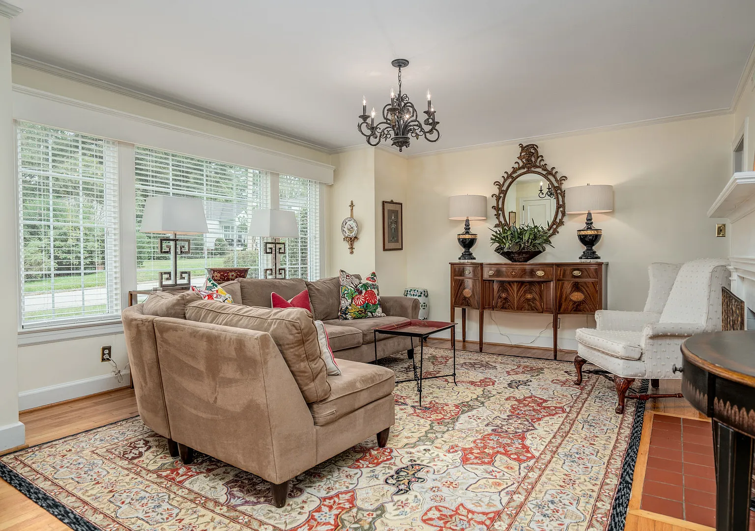 307 Clyde Avenue — Photo 4