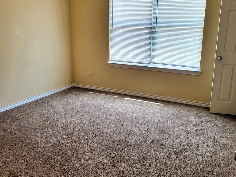 6913 Appomattox Dr — Photo 8