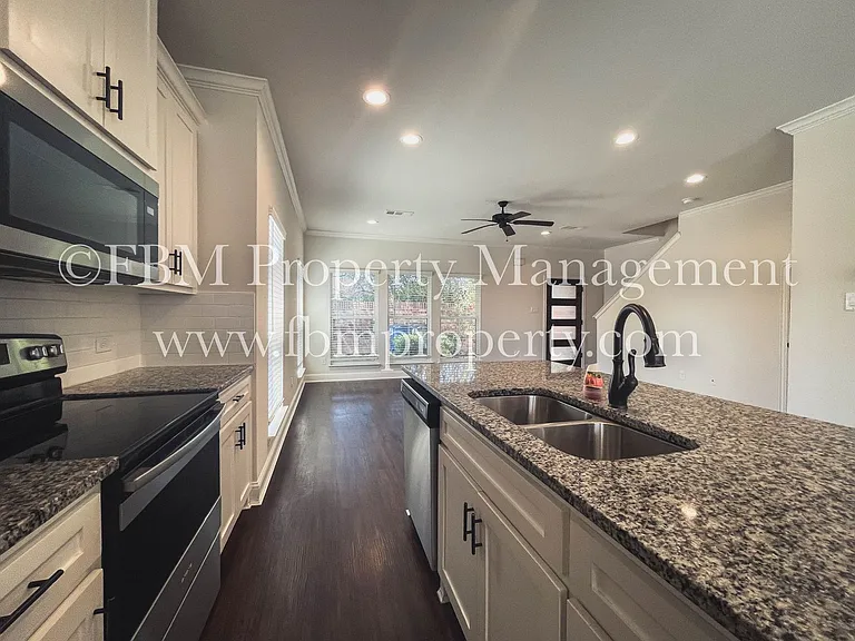 322 Brothers Blvd — Photo 9