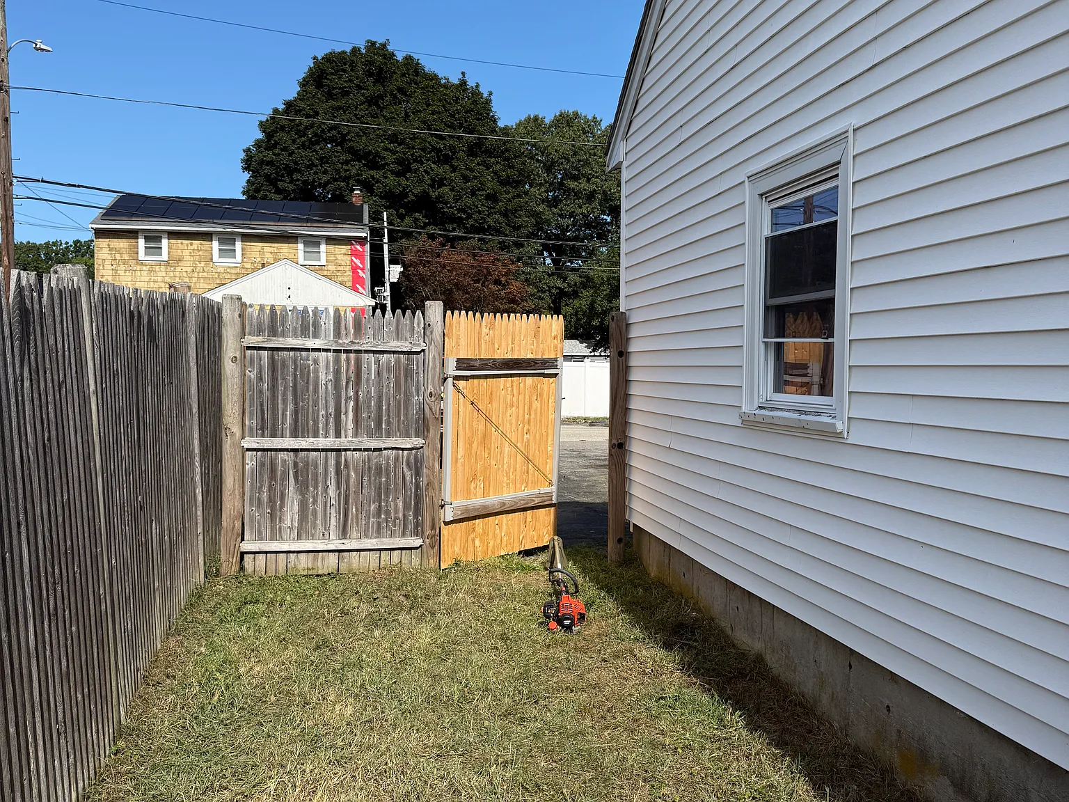 3 bed, 1000 sqft, $3,200 — Photo 4