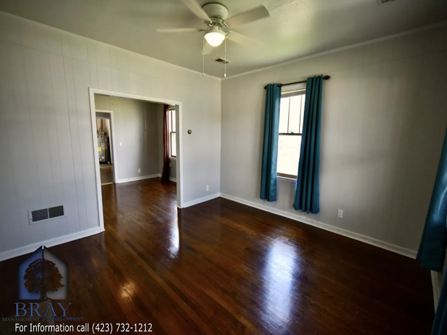 2423 E Center St — Photo 3