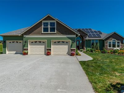 120 W Crescent Harbor Road, Oak Harbor, WA, 98277