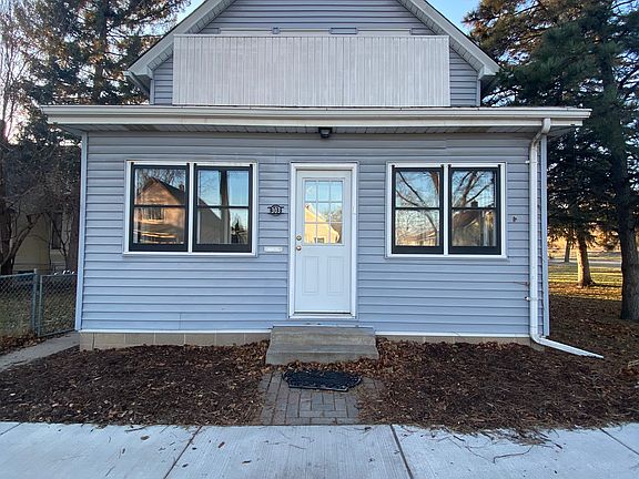 2nd image of 303 Webster St #1