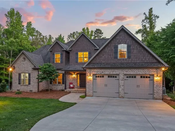 7930 Haviland Ct, Pfafftown, NC 27040