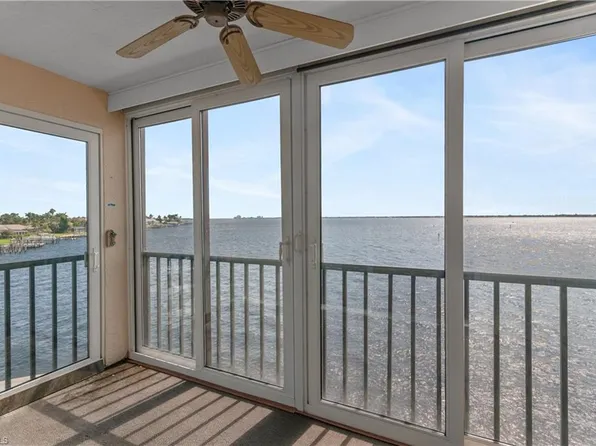 4015 SE 20th PL #301, CAPE CORAL, FL 33904