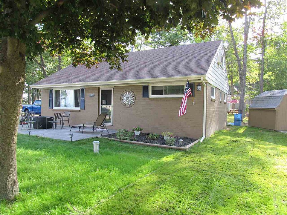 1st image of 132 Oakridge Ave