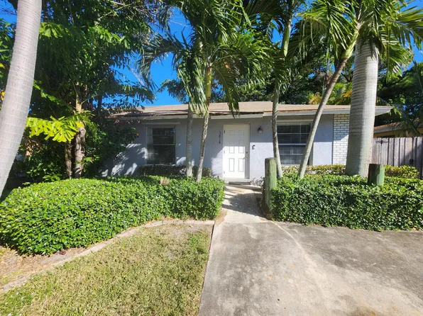 3814 Heather Drive W, Greenacres, FL 33463