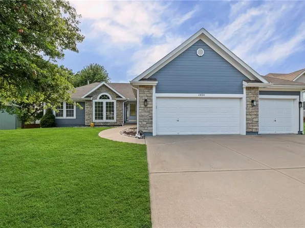 13720 Station Dr, Platte City, MO 64079