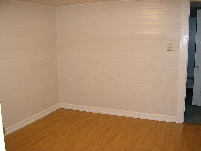 2nd image of 115 Garver St