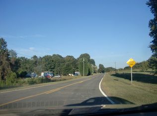 13248 Old Richmond Rd, Keeling, VA 24566