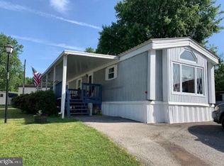 484 Capital Dr, York, PA 17406