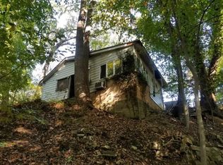 14 Gerber Ln, Mount Holly, NJ 08060