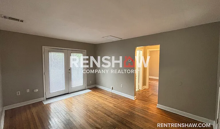 899 Chatwood St — Photo 2