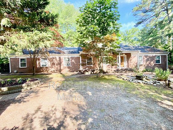 3rd image of 15 Jordan Dr