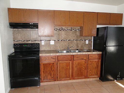 2nd image of 1312 W Yavapai St Unit 05
