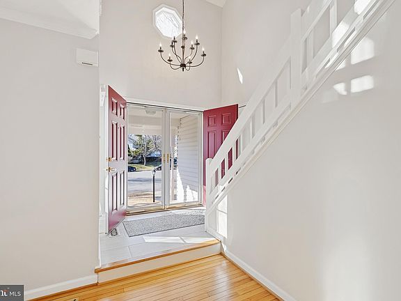 5th image of 3609 Deerberry Ct