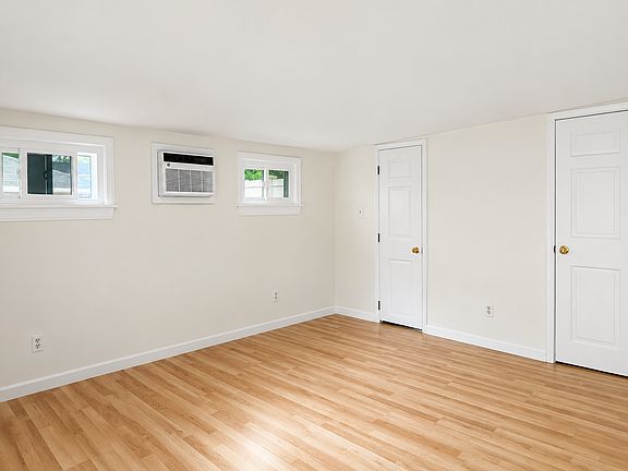 4th image of 27 Nickerson Rd
