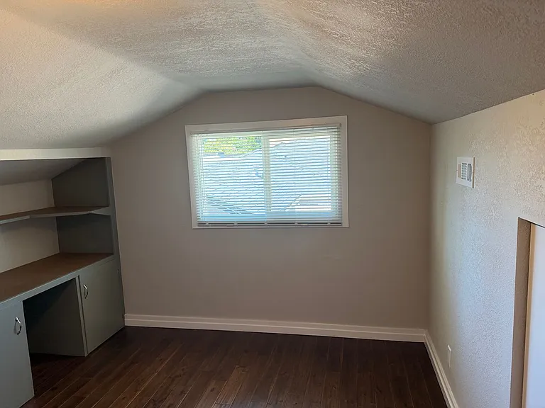 1331 G St — Photo 35