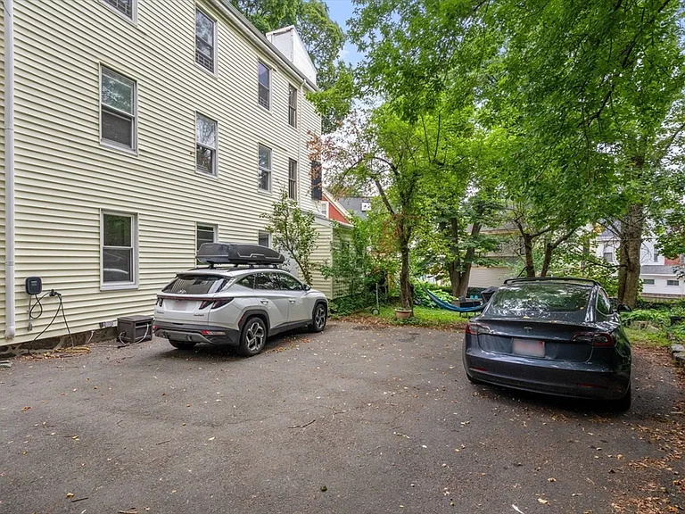 51 Creighton St #1 — Photo 27
