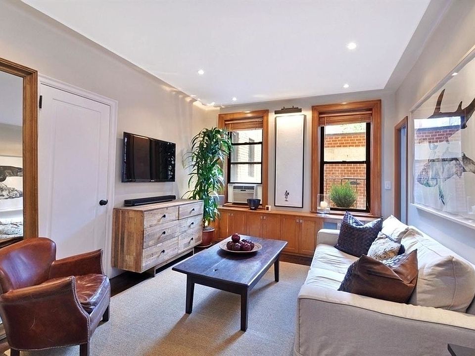 1st image of 253 W 16th St