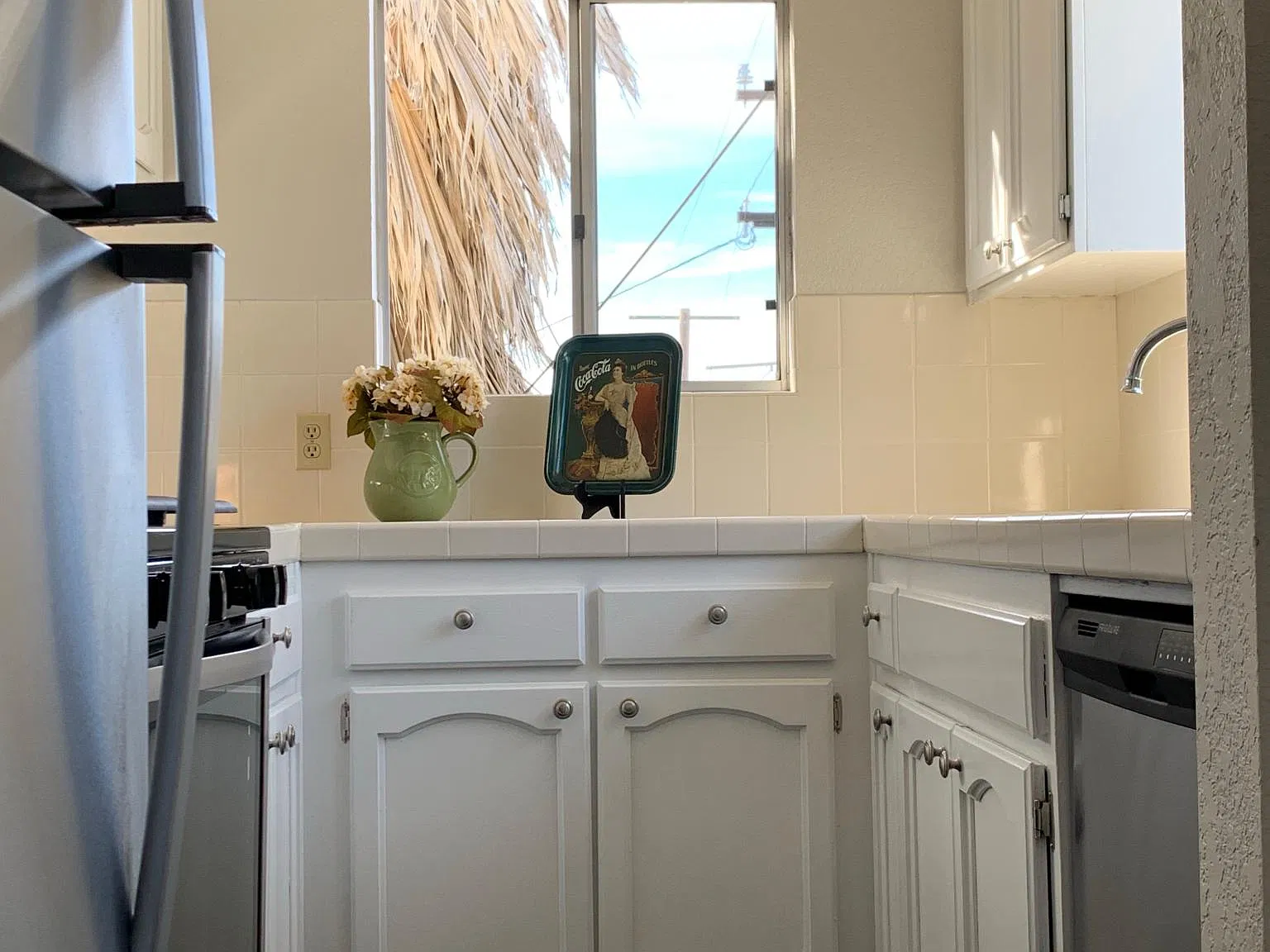 2 bed, 800 sqft, $3,150 — Photo 2