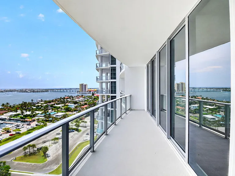 220 Lake Shore Dr #1506 — Photo 8