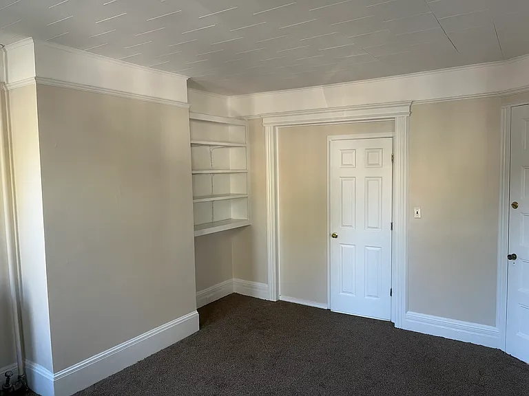 101 Shepard Ave #2 — Photo 6