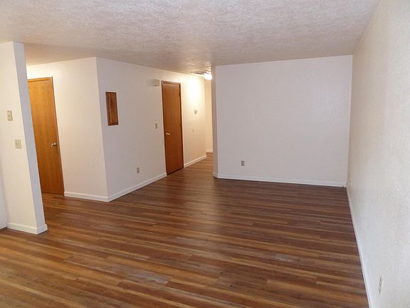 Easy To Maintain Laminate Flooring