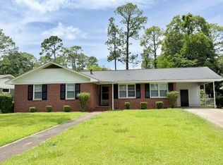 2115 Robinhood Rd, Albany, GA 31707