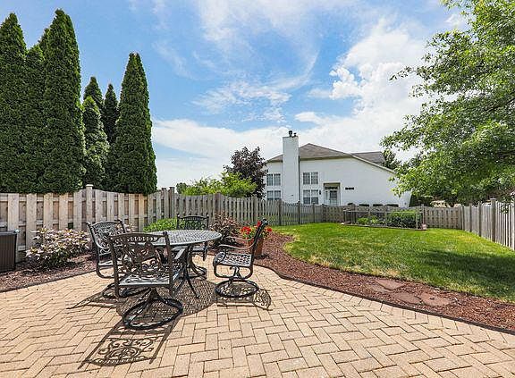 3rd image of 23017 W Birch Ct