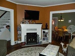 5th image of 17 E Notre Dame St