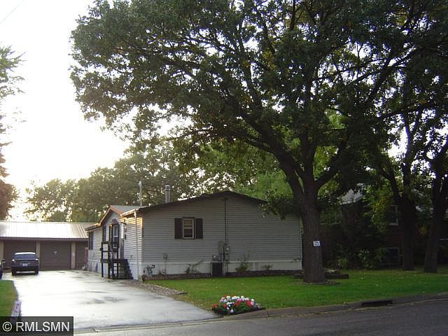 1st image of 233 1st Ave N