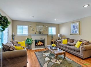 210 69th St, San Diego, CA 92114