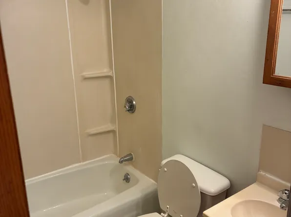 147 Worcester St, Boston, MA