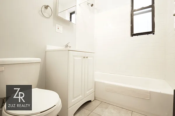 Rented by Zuz Realty | media 33