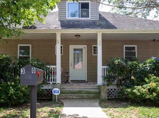 30 E 19th St, Huntington Station, NY 11746