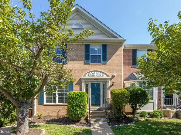 7469 Digby Grn, Alexandria, VA 22315