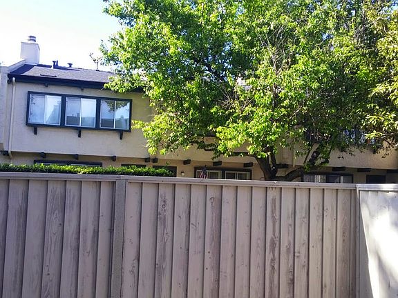 3rd image of 1031 Clyde Ave APT 1101