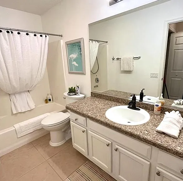 1314 Corona Ave — Photo 12
