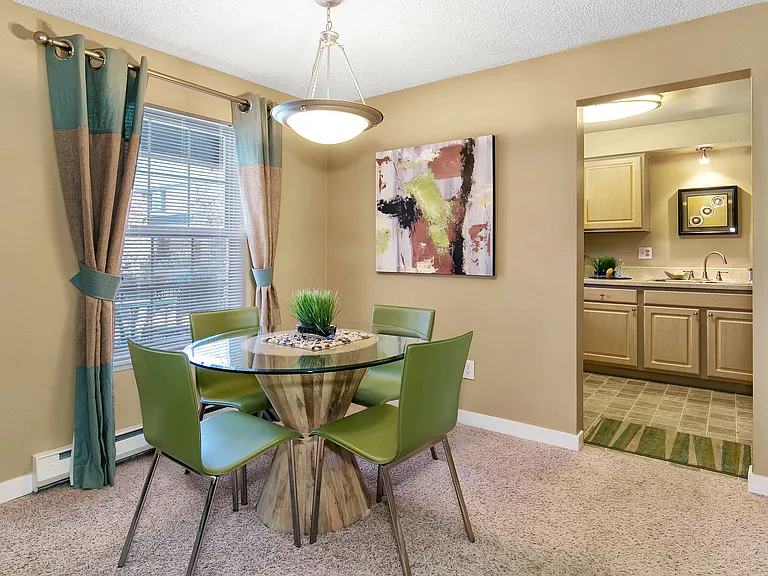 Classic Finish - Dining Room