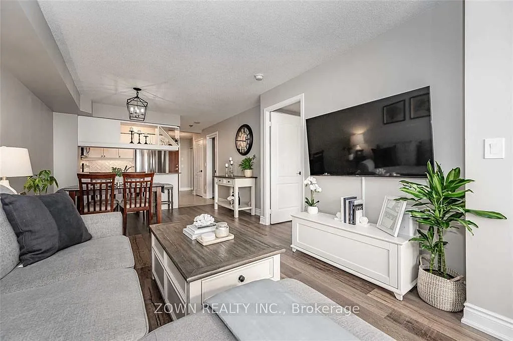 2 bed, $2,475 — Photo 1