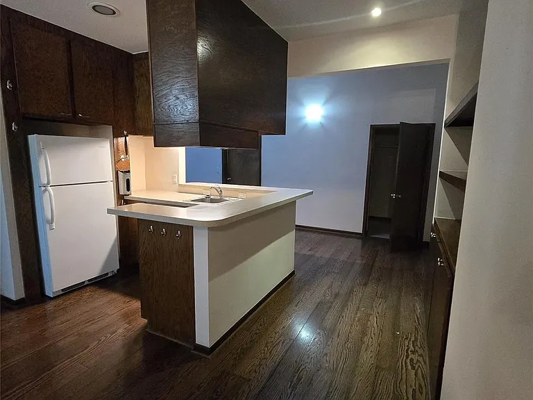 3231 Hemingway Dr — Photo 32