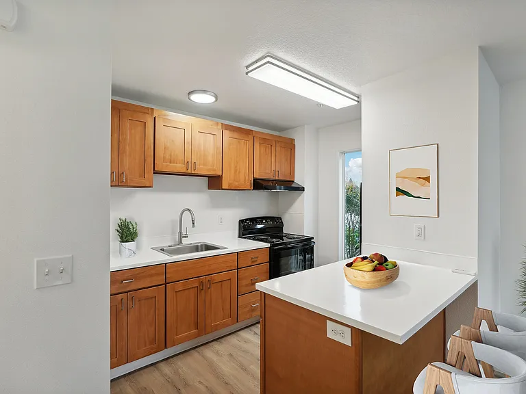 Alturas Vose Townhomes — Photo 7
