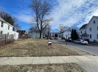 128 Cooper St, Beverly, NJ 08010