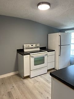 5th image of 405 S 8th St #4