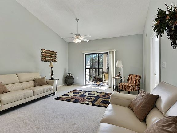 5th image of 108 Laurel Wood Way Unit 205